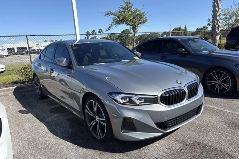 2023 Bmw 330i photo 1