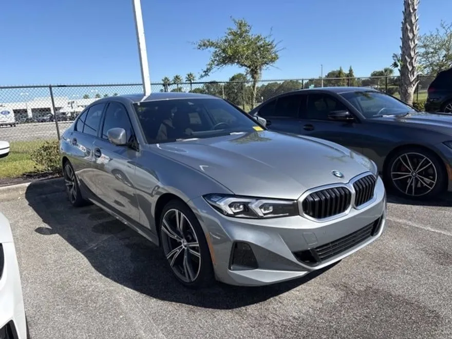 2023 Bmw 330i photo 1