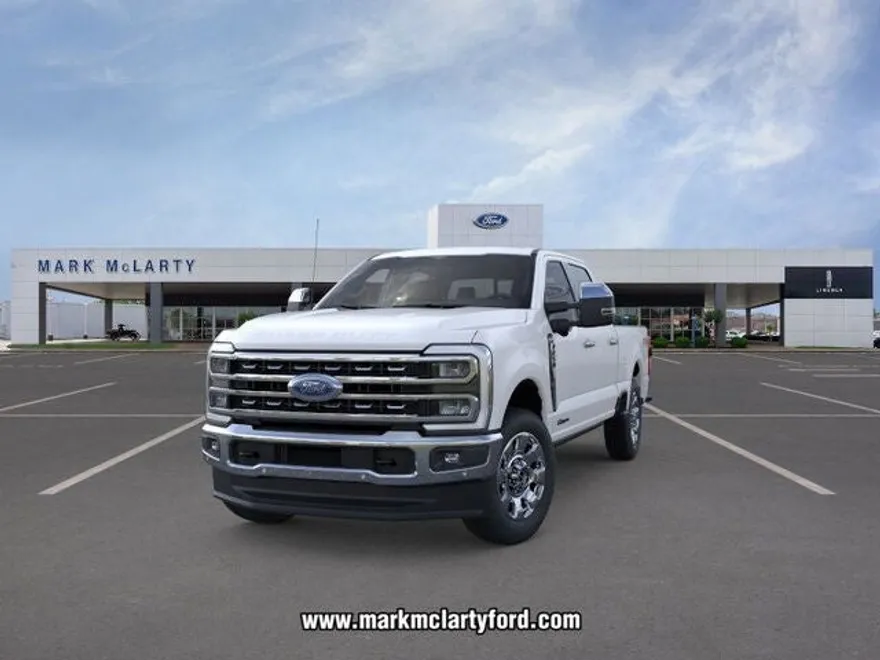 2025 Ford F-250 Lariat photo 1