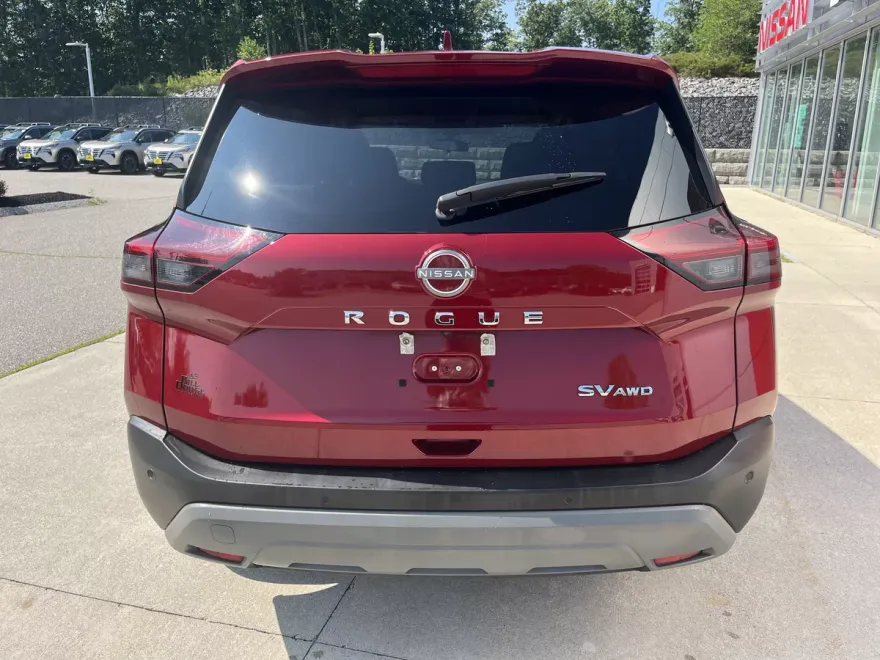 2023 Nissan Rogue SV photo 1