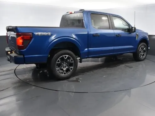 2025 Ford F-150 STX photo 4