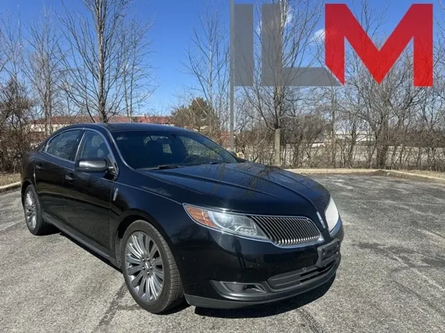 2014 Lincoln MKS Base photo 1