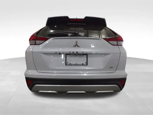 2023 Mitsubishi Eclipse Cross SE photo 4