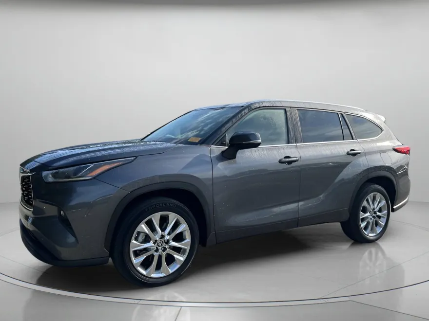 2021 Toyota Highlander Limited Sport photo 1