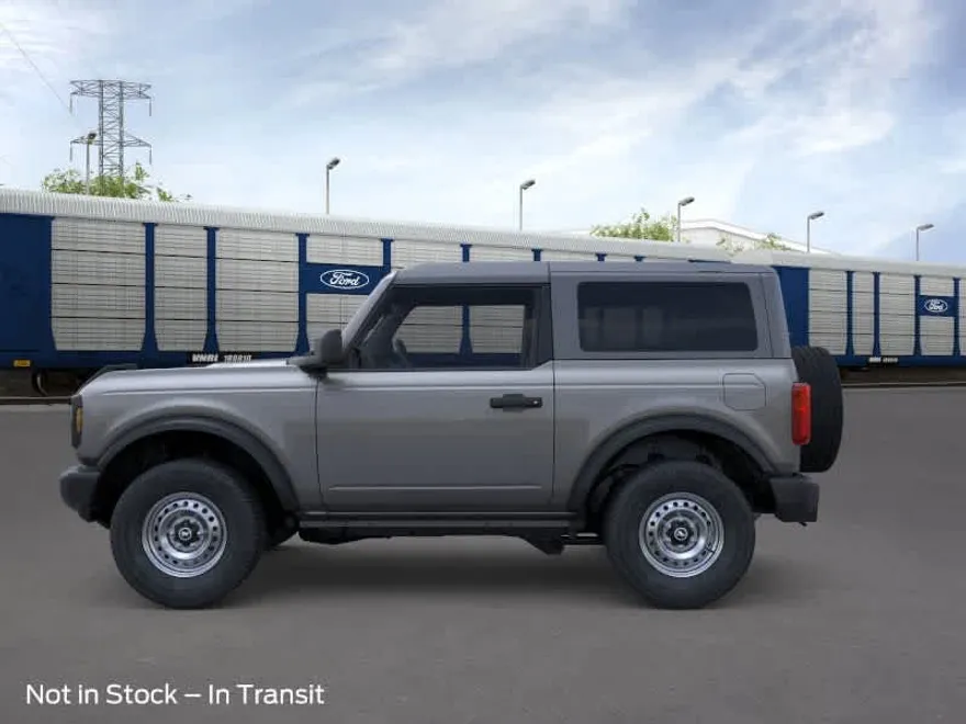 2025 Ford Bronco Base photo 1