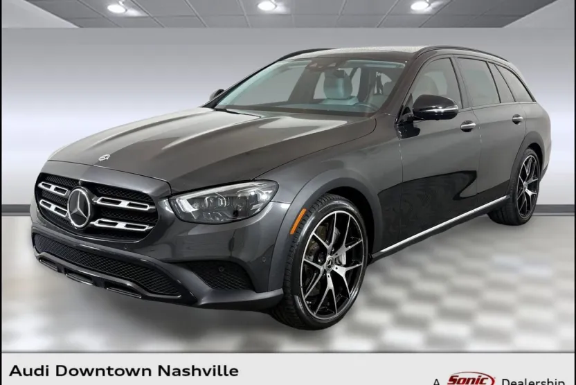 2021 Mercedes Benz E 450 Wagon photo 1
