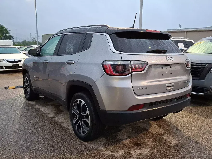 2022 Jeep Compass Limited photo 1