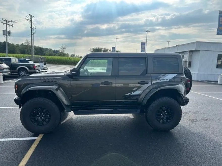 2024 Ford Bronco Raptor photo 1