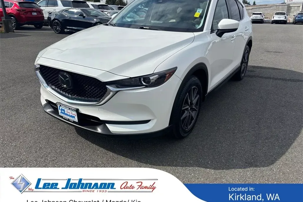 2018 Mazda CX-5 Touring photo 1