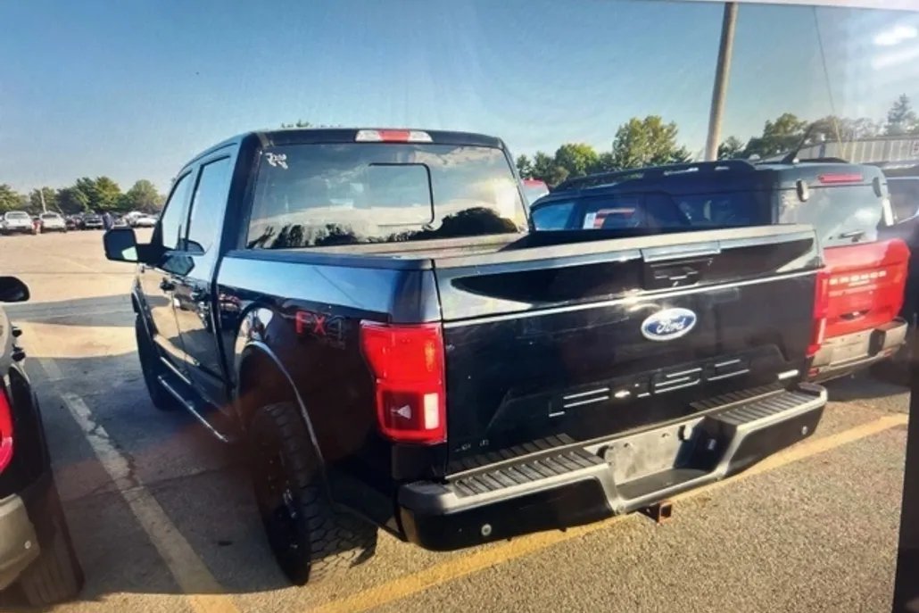 2018 Ford F-150 Lariat photo 1