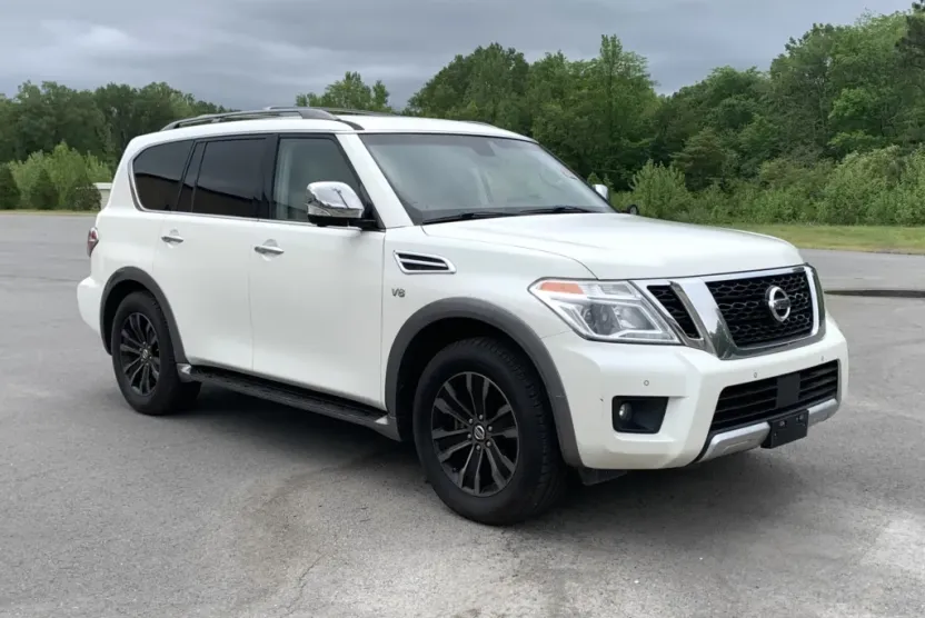 2017 Nissan Armada Platinum photo 1
