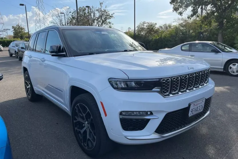 2022 Jeep Grand Cherokee Summit Reserve 4xe photo 1