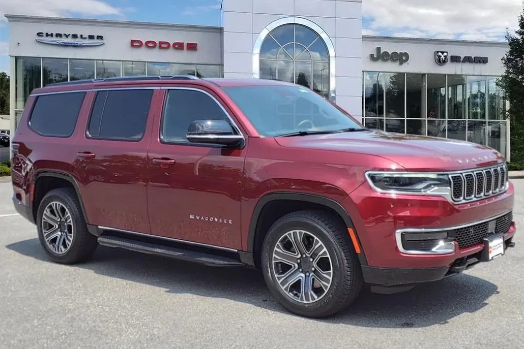 2024 Jeep Wagoneer Base photo 1