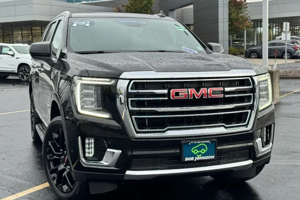 2023 Gmc Yukon SLT photo 1