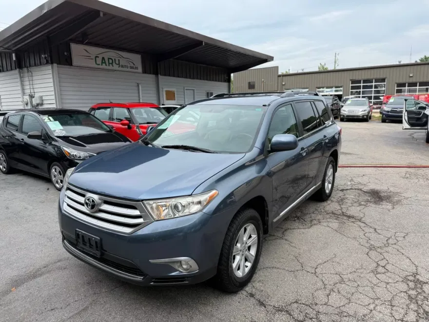 2011 Toyota Highlander Hybrid Base SE photo 1