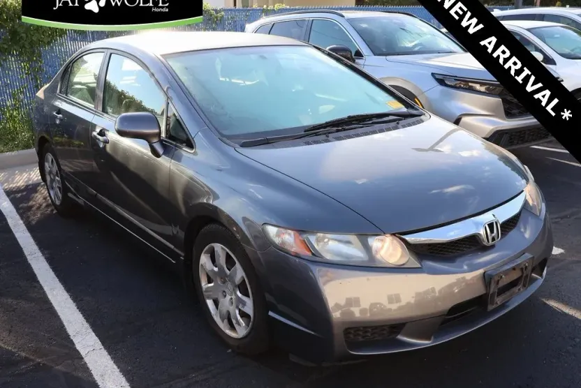2011 Honda Civic LX photo 1