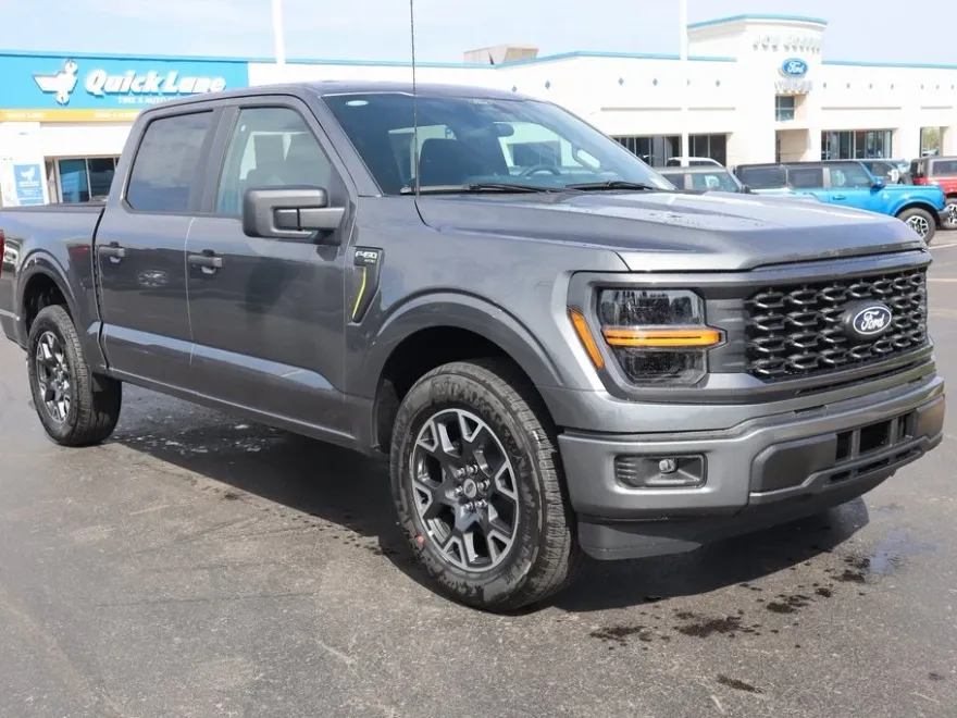 2025 Ford F-150 STX photo 1