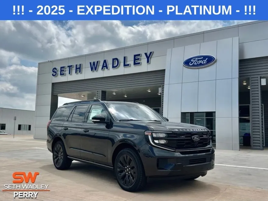 2025 Ford Expedition Platinum photo 1