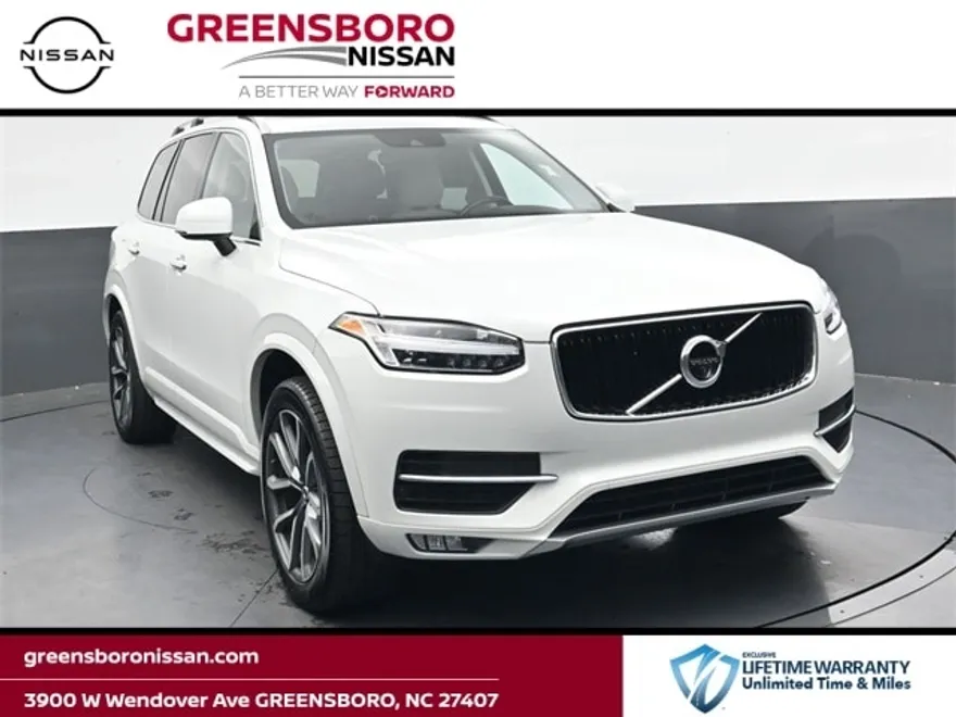 2017 Volvo XC90 T6 AWD Momentum photo 1