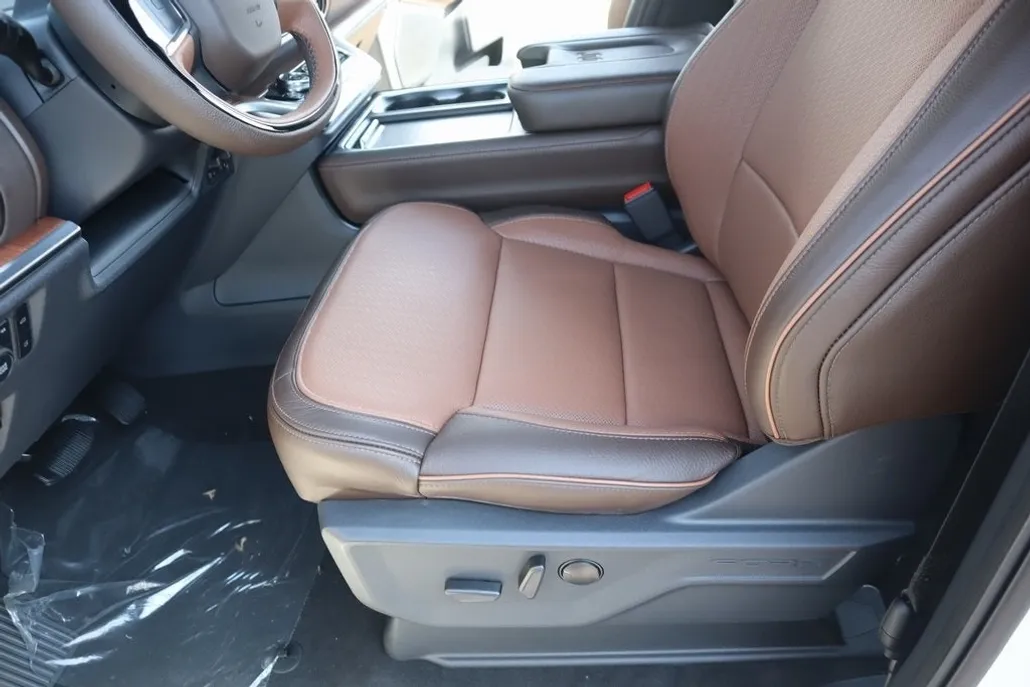 2025 Ford Expedition MAX King Ranch photo 1