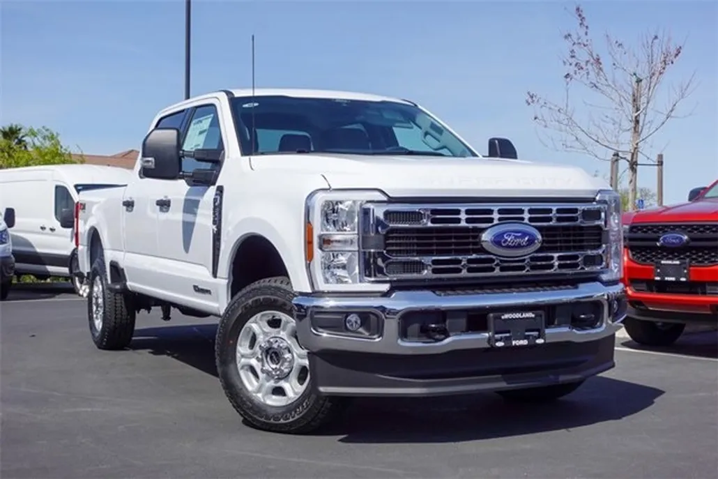 2025 Ford F-250 XLT photo 1