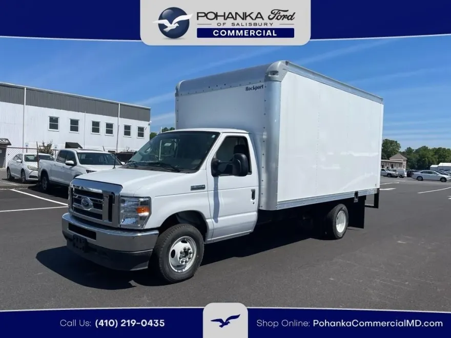 2025 Ford E-350 photo 1