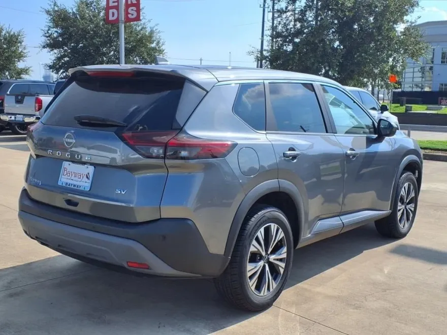 2023 Nissan Rogue SV photo 1