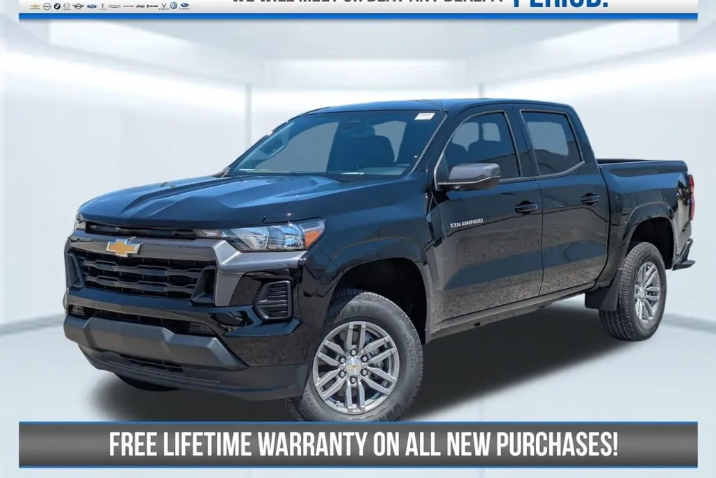 2026 Chevrolet Colorado LT photo 1
