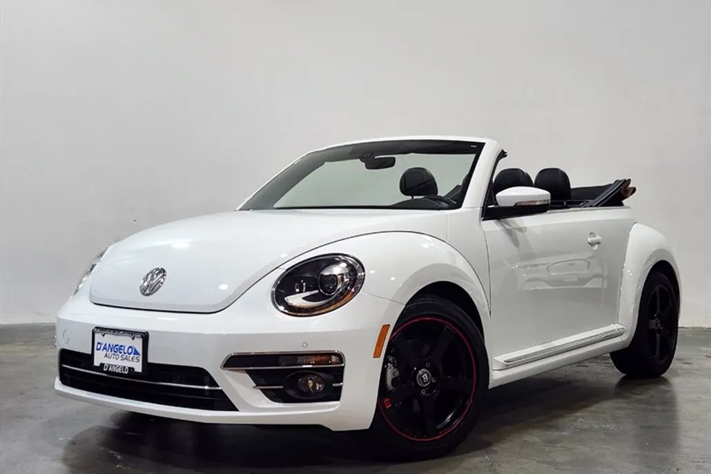 2019 Volkswagen Beetle Final Edition Convertible SEL photo 1