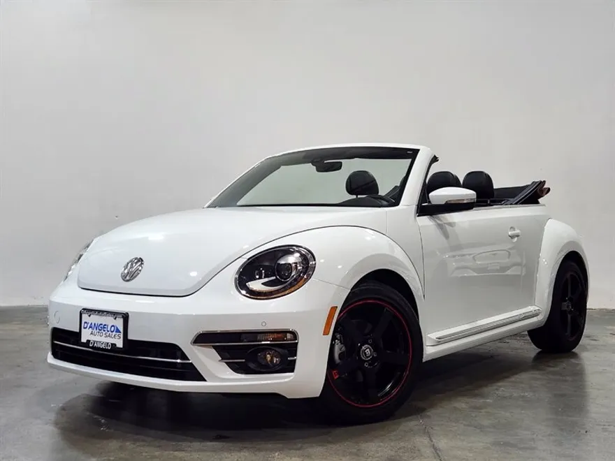 2019 Volkswagen Beetle Final Edition Convertible SEL photo 1