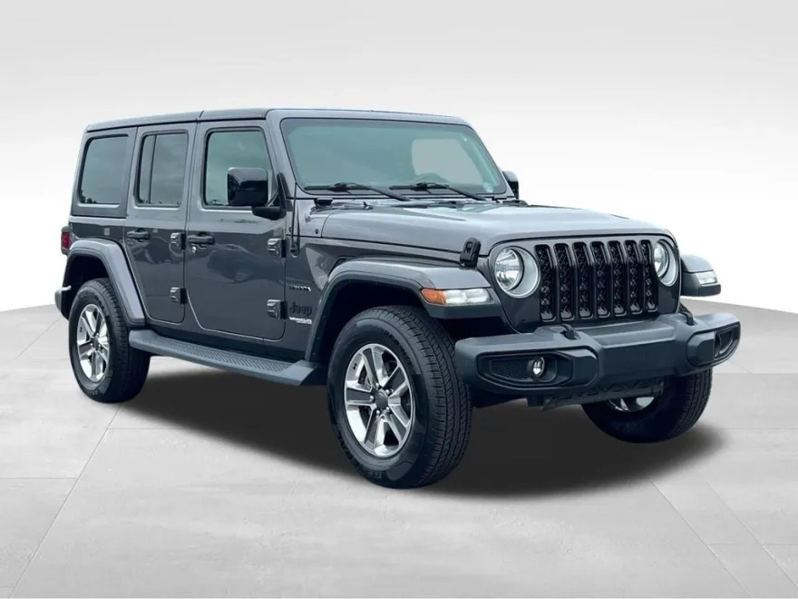 2018 Jeep Wrangler Unlimited Sahara photo 1