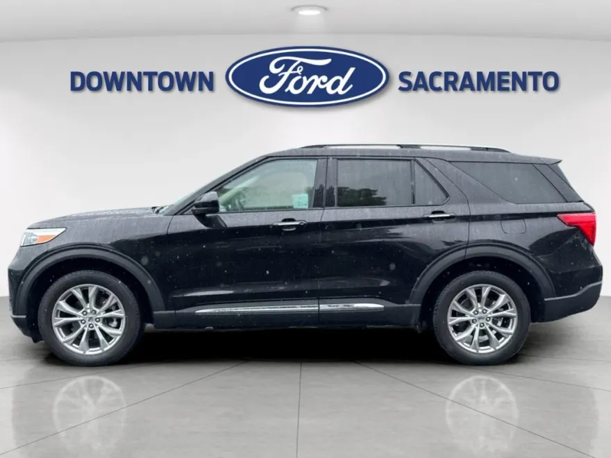 2022 Ford Explorer Limited photo 1