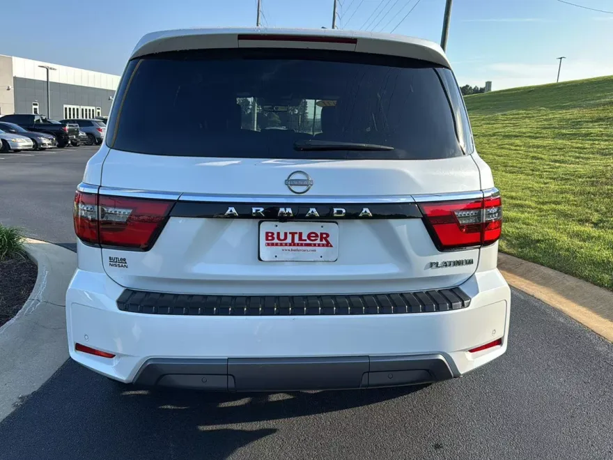 2021 Nissan Armada Platinum photo 1