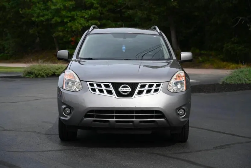 2013 Nissan Rogue SV SL photo 1