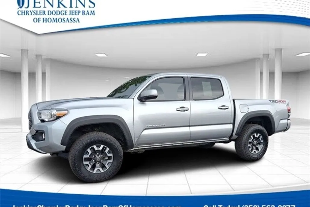 2023 Toyota Tacoma TRD Off-Road V6 4x4 photo 1