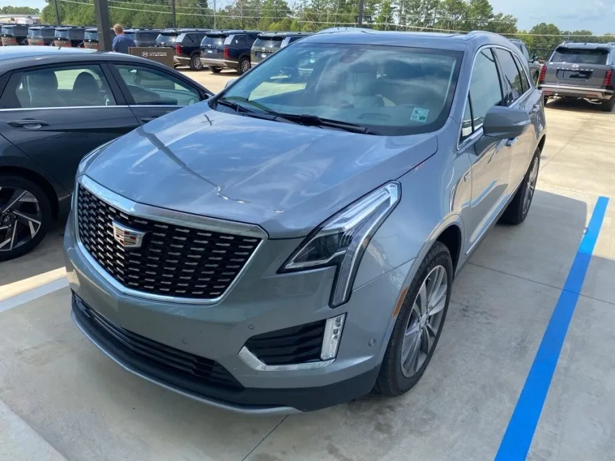 2024 Cadillac XT5 Premium Luxury photo 1