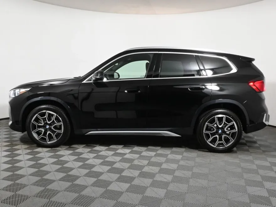 2025 Bmw X1 XDrive28i photo 1