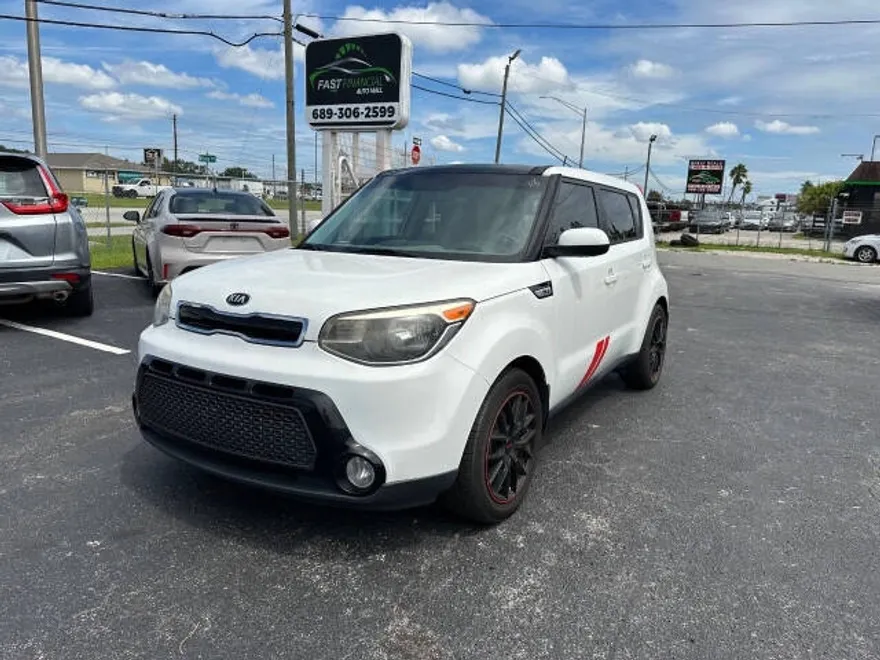 2016 Kia Soul Exclaim photo 1
