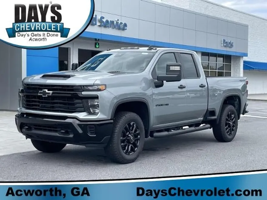 2026 Chevrolet Silverado 2500HD Custom photo 1