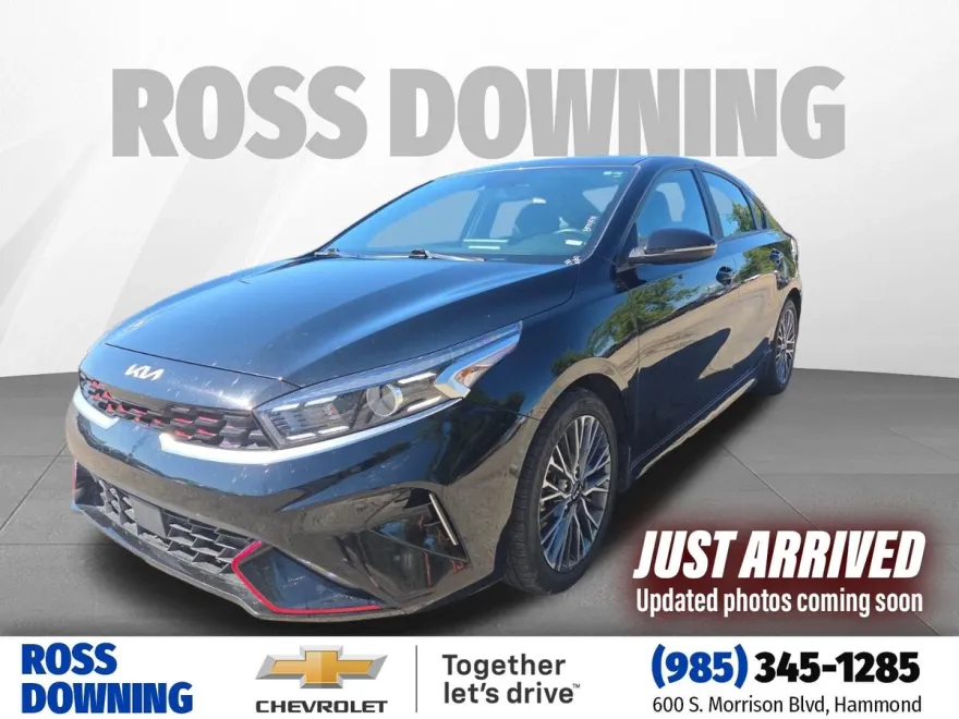 2023 Kia Forte GT-Line photo 1