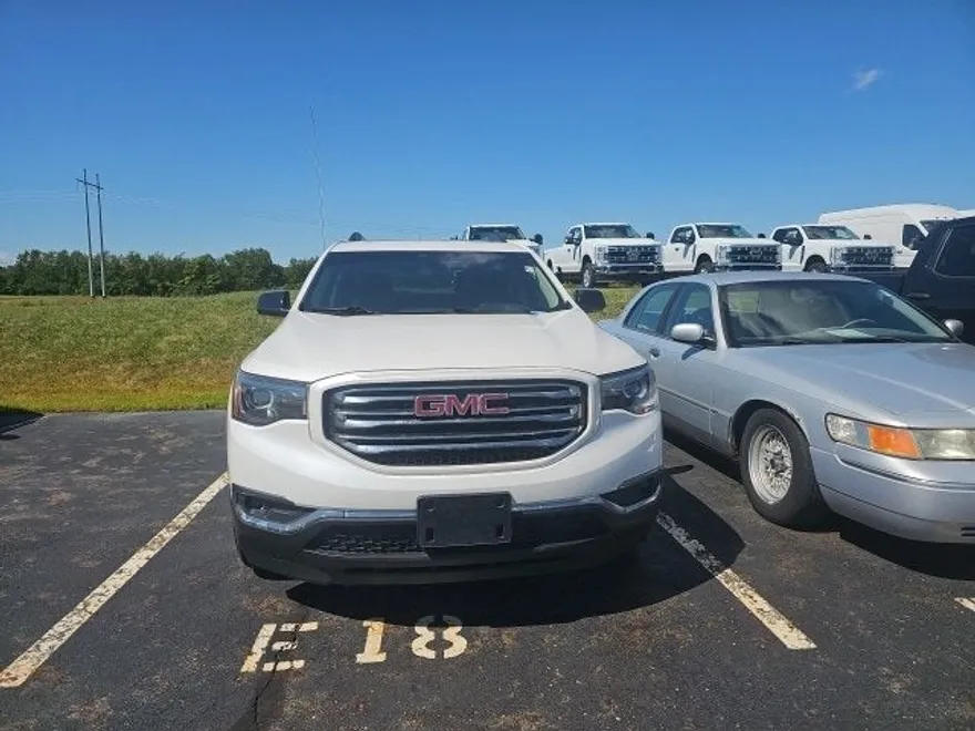 2019 Gmc Acadia SLT photo 1