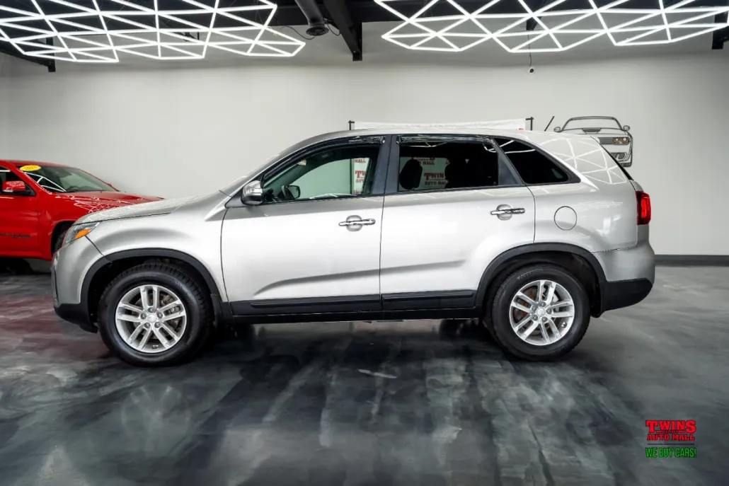 2015 Kia Sorento LX photo 1