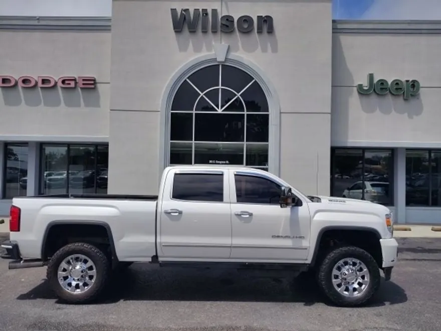 2019 Gmc Sierra 2500 Denali photo 1