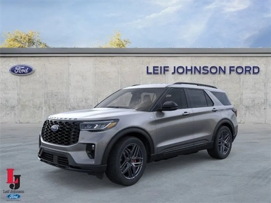 2025 Ford Explorer ST-Line photo 1