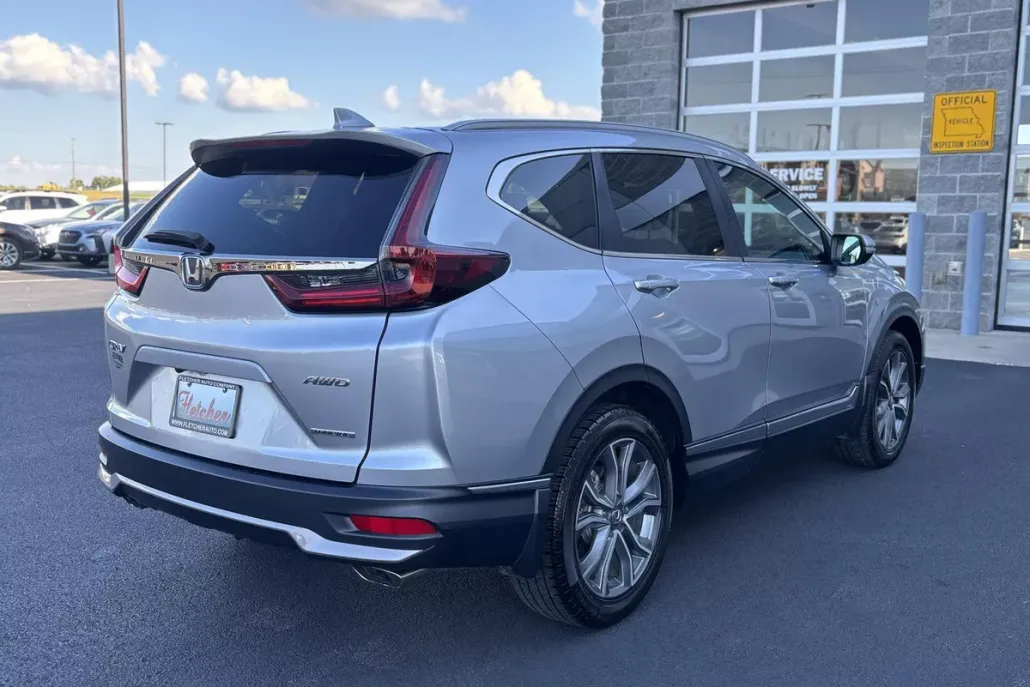 2022 Honda CR-V Touring photo 1