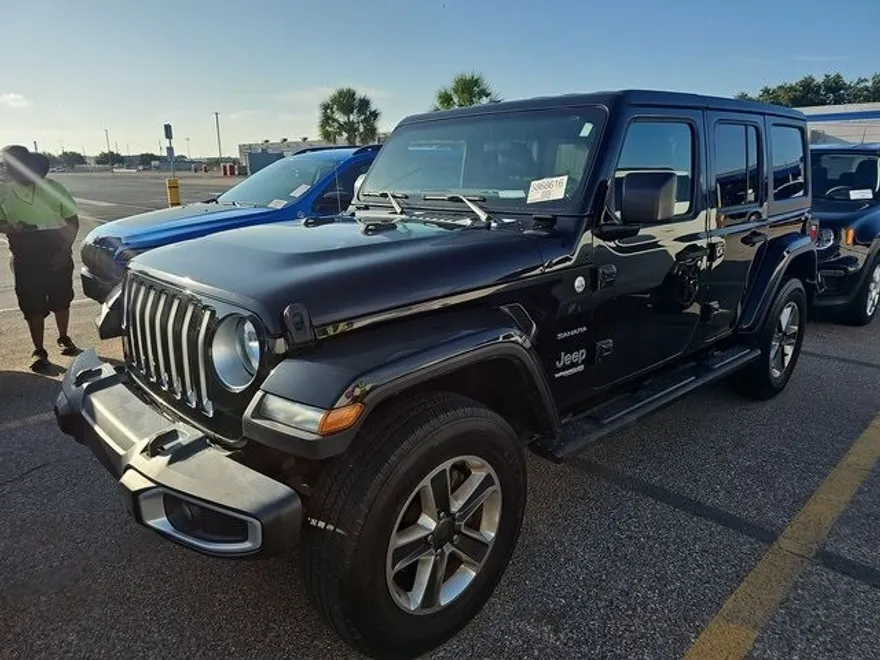 2021 Jeep Wrangler Unlimited Sahara photo 1