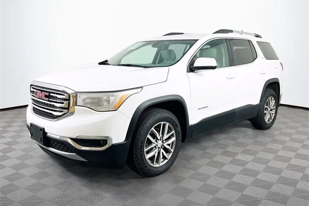 2017 Gmc Acadia SLE photo 1