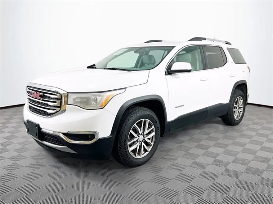 2017 Gmc Acadia SLE photo 1