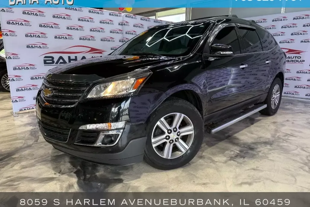 2017 Chevrolet Traverse 2LT photo 1