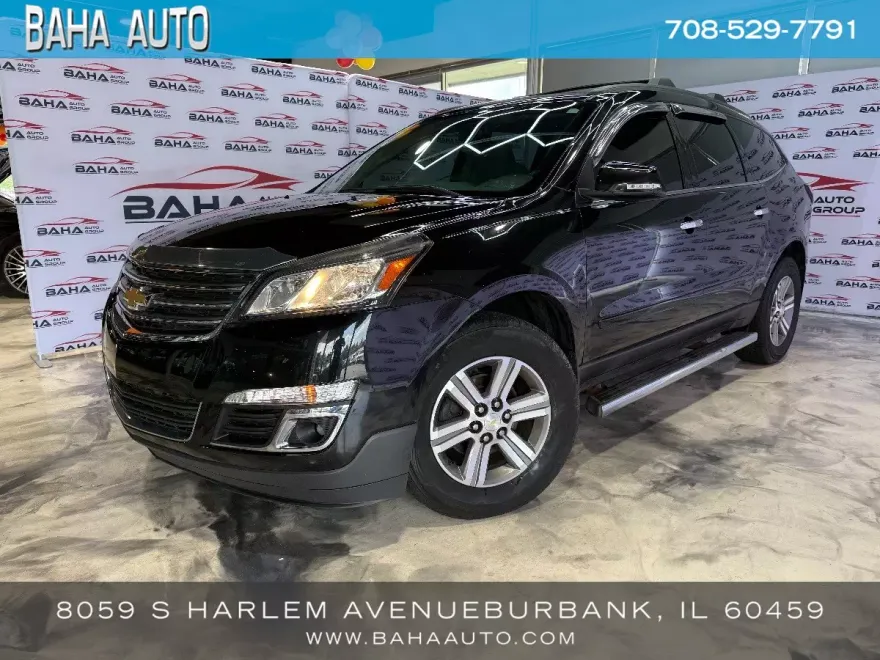 2017 Chevrolet Traverse 2LT photo 1